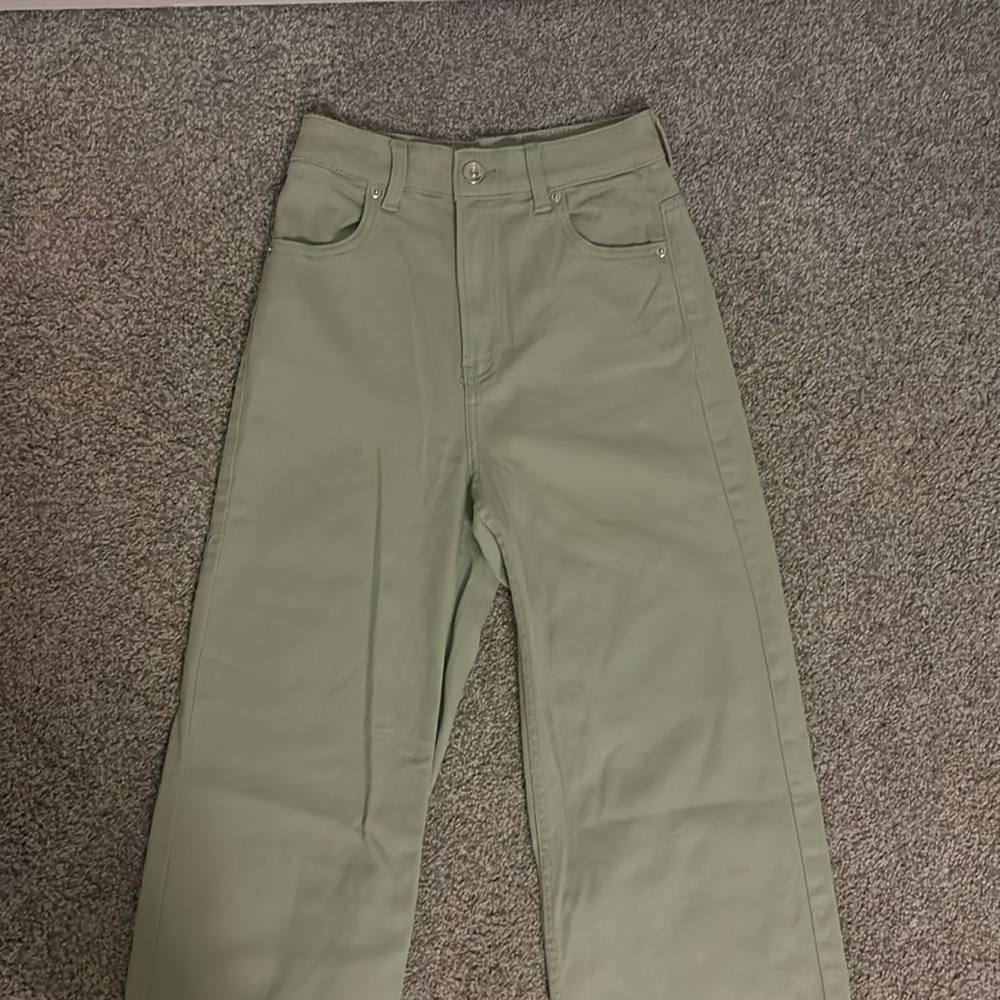 H&M Green High Waisted Jeans